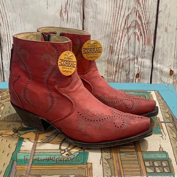 Shoes - Red Corral Booties